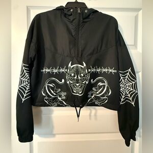 Cropped wind breaker size small